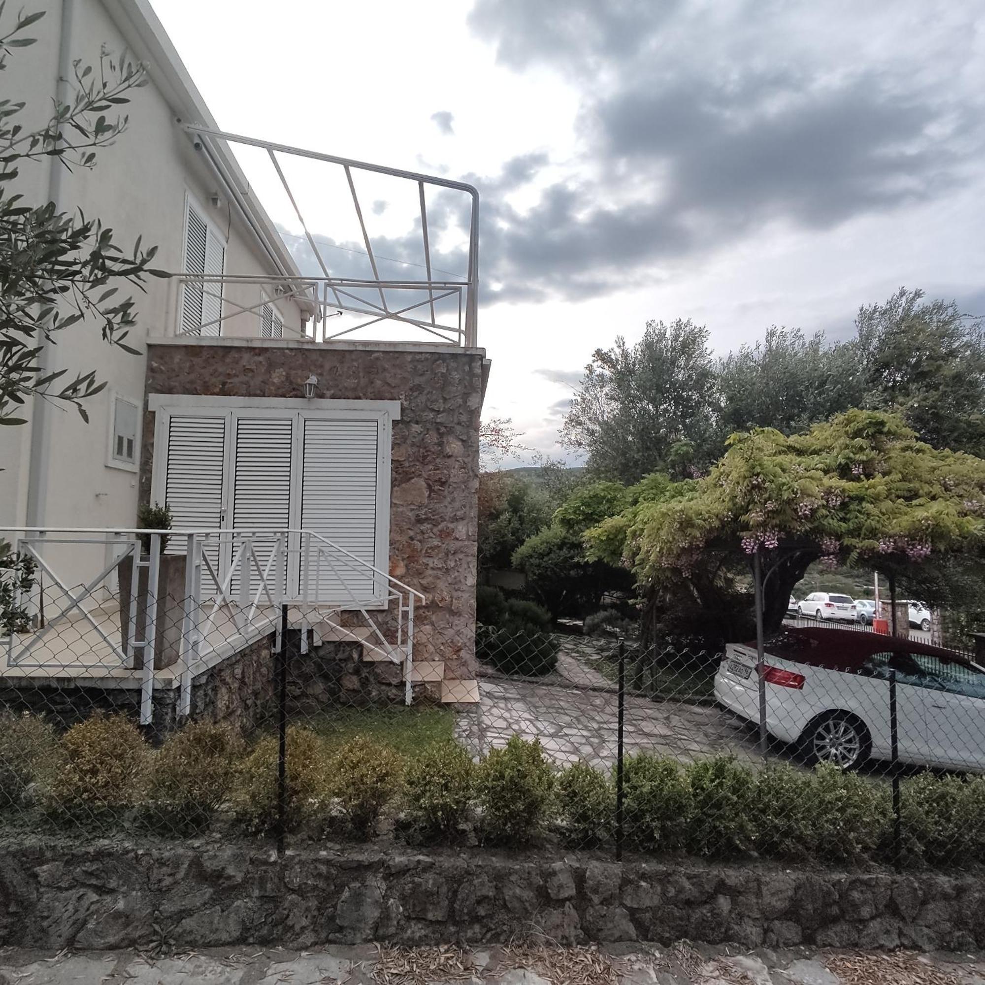 Suntime 7 Ferienhaus Tivat